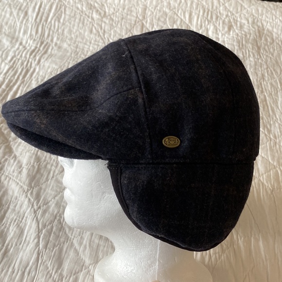 Epoch Wool Flat Cap - Picture 10 of 14